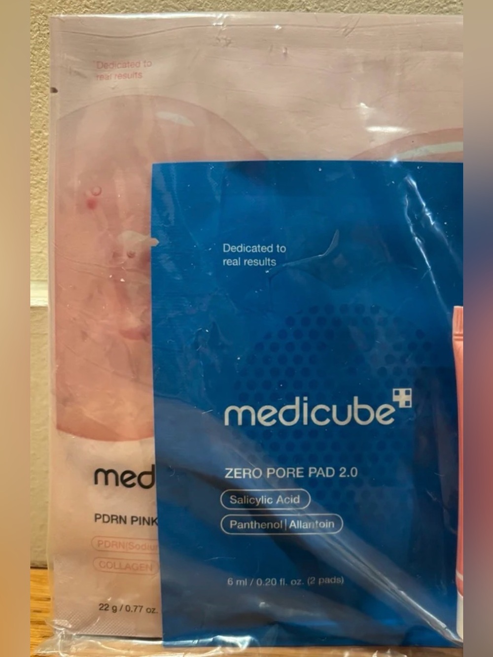 NWT Medicube PDRN Pink Vita Coating Mask 3-pack+Zero Pore pad packet